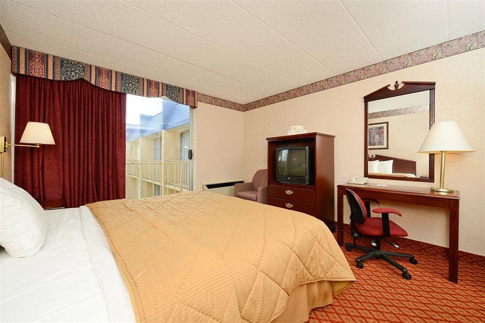 Motel Baymont By Wyndham Northwood Exteriér fotografie