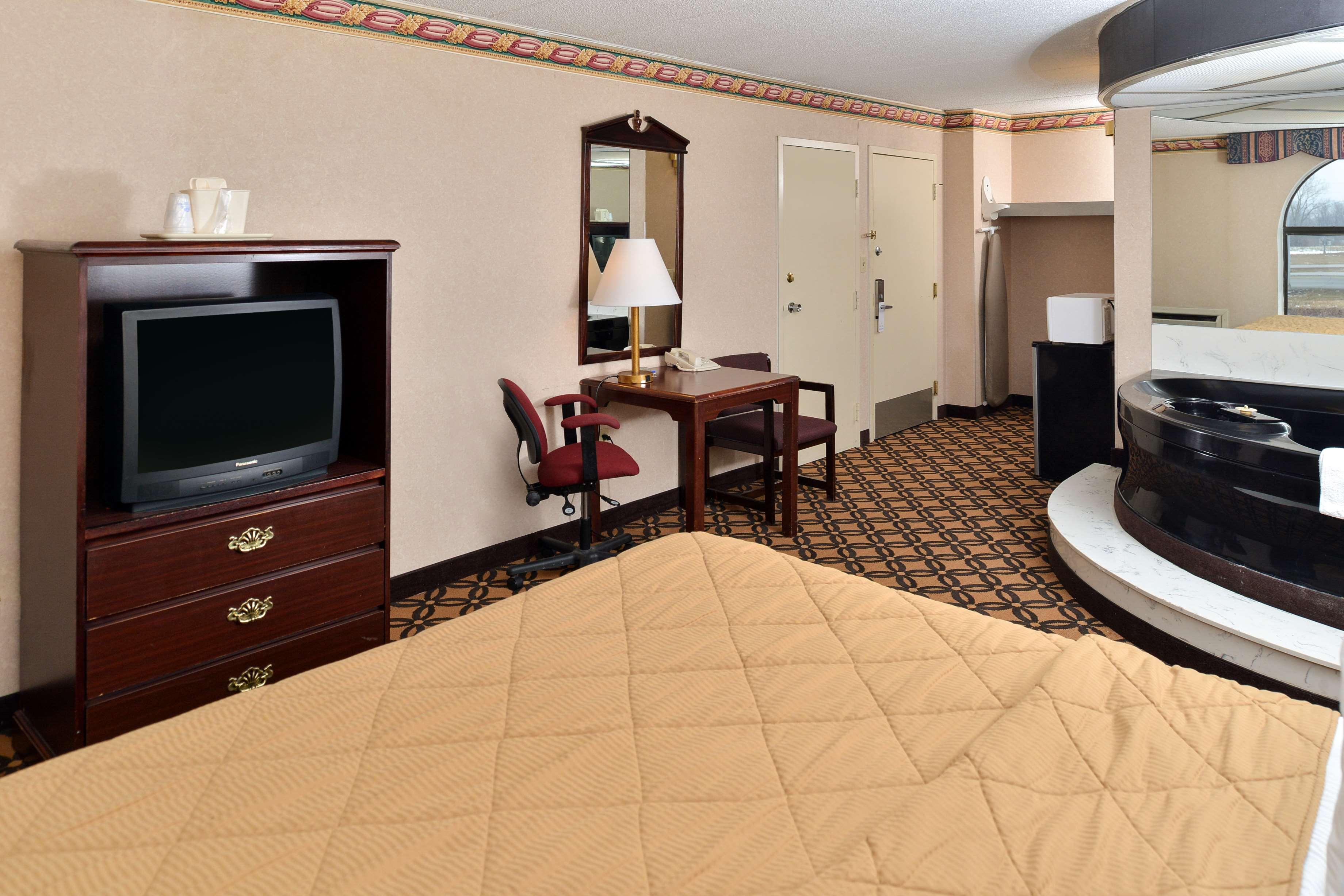 Motel Baymont By Wyndham Northwood Exteriér fotografie