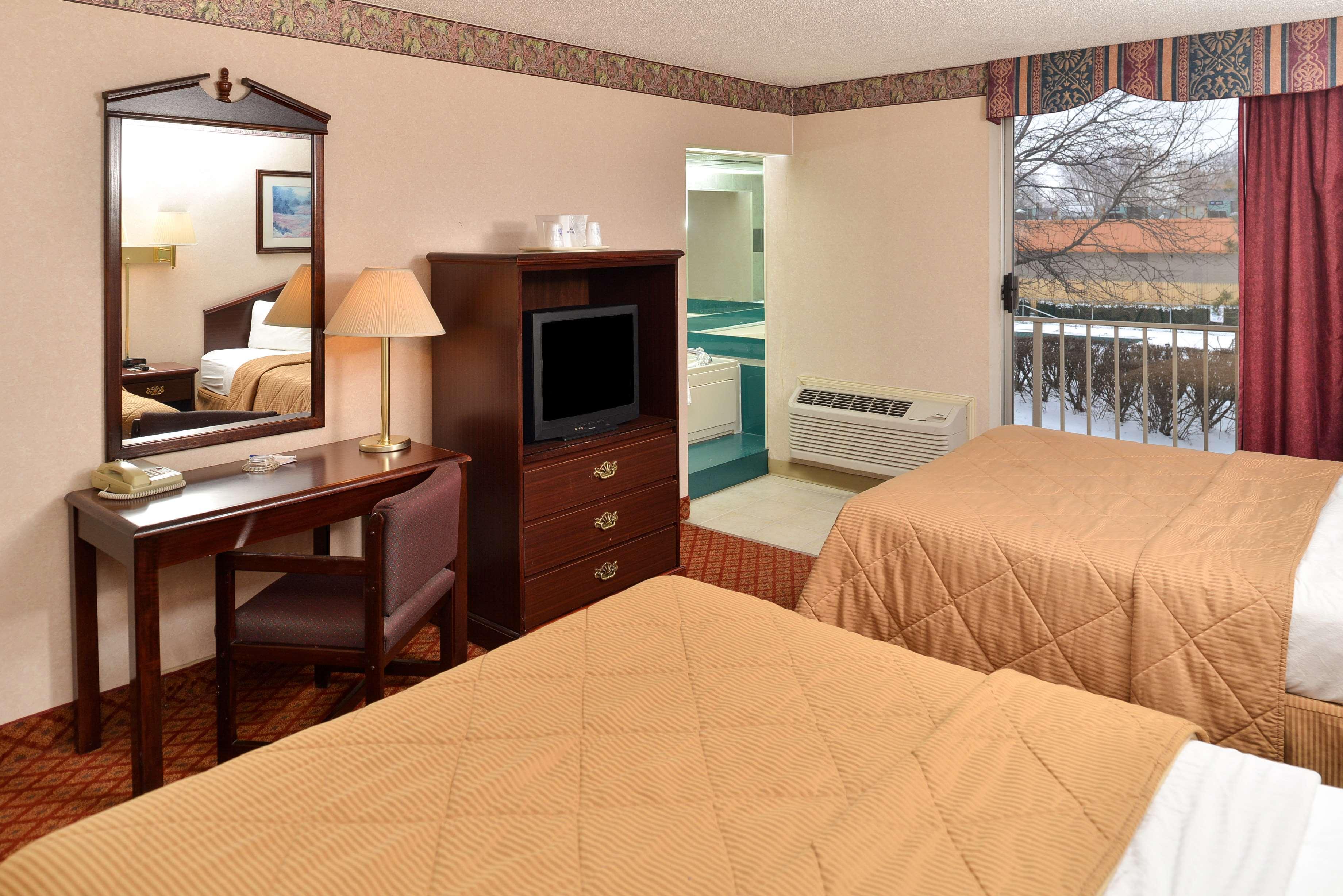 Motel Baymont By Wyndham Northwood Exteriér fotografie