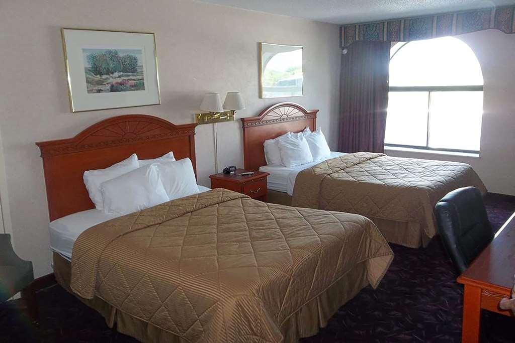 Motel Baymont By Wyndham Northwood Pokoj fotografie